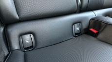 MINI Hatchback 1.5 Cooper Classic 3dr Auto [Comfort/Nav Pack] Petrol Hatchback